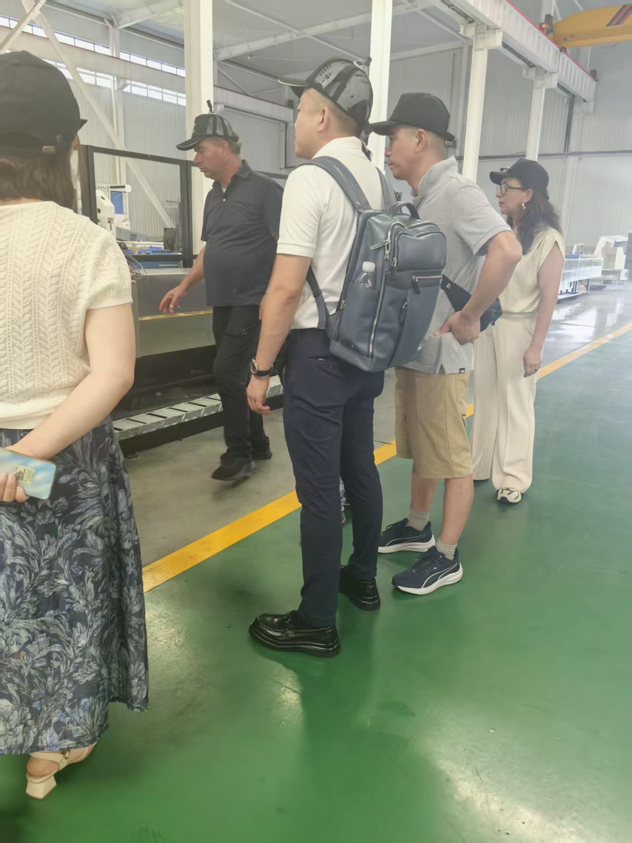 欢迎意大利车床代理参观我公司